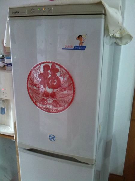 惠安小区出二手冰箱一台,198立升,海尔小统帅