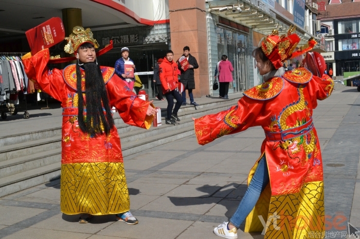 紫微台财神出街送好礼闹全程精彩赞赞赞