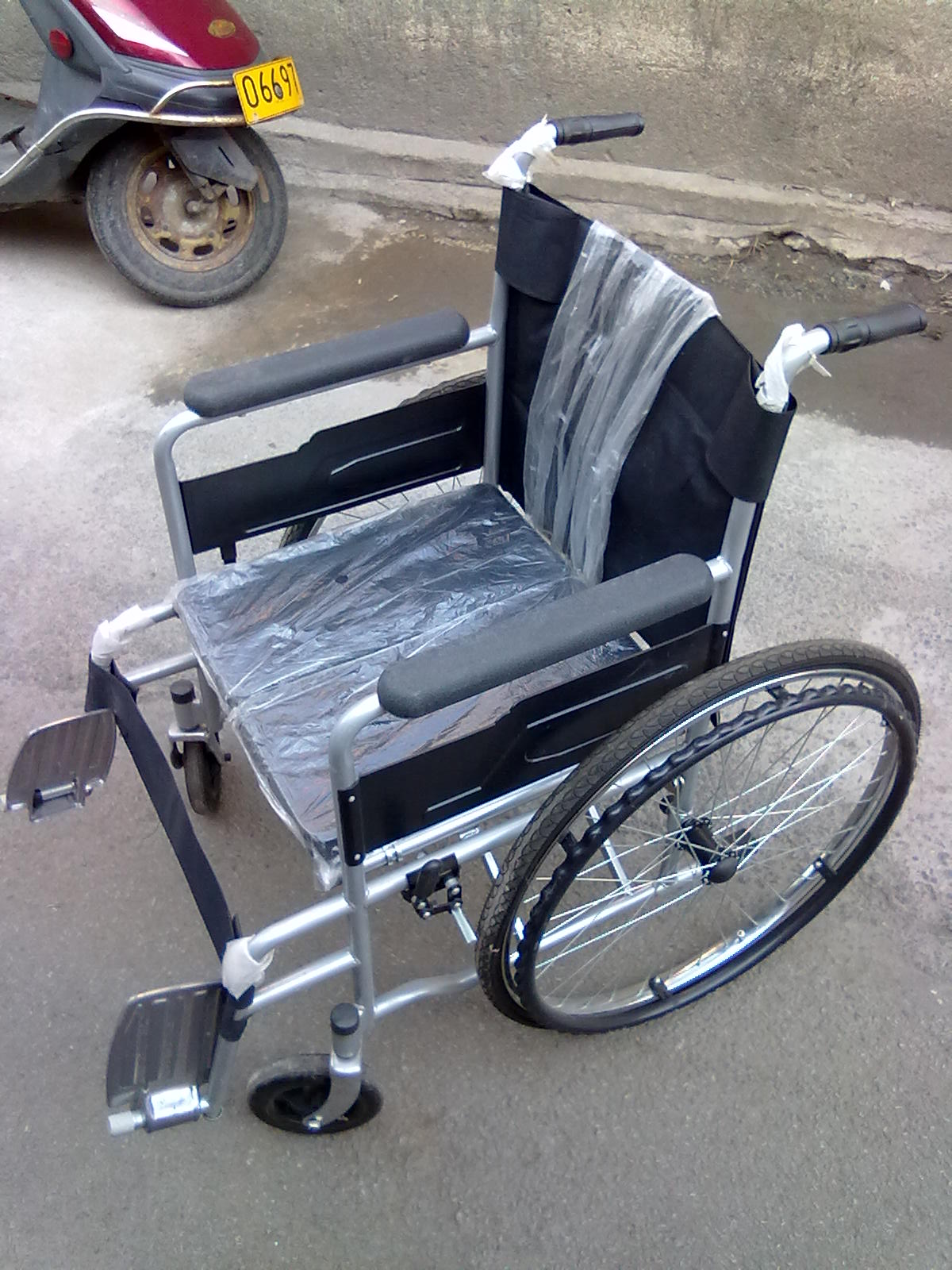 5成新的轮椅一辆,有需要的来看看,有图有真相啊!